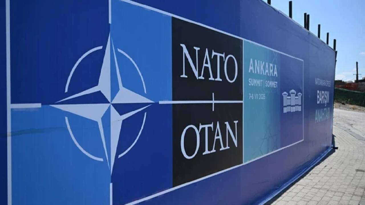 NATO Zirvesi'nde liderlere özel iki jest: Birisi Erdoğan'ın şahsi hediyesi! Trump mest oldu! 4